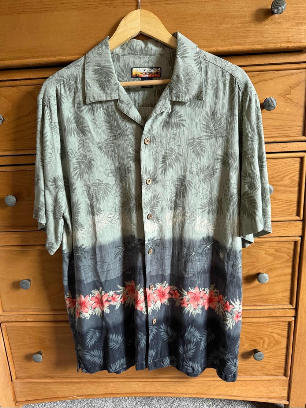 Havana Jacks Cafe Hawaiian Shirt Men Sz L Floral Tropical 100% Silk Button Up
